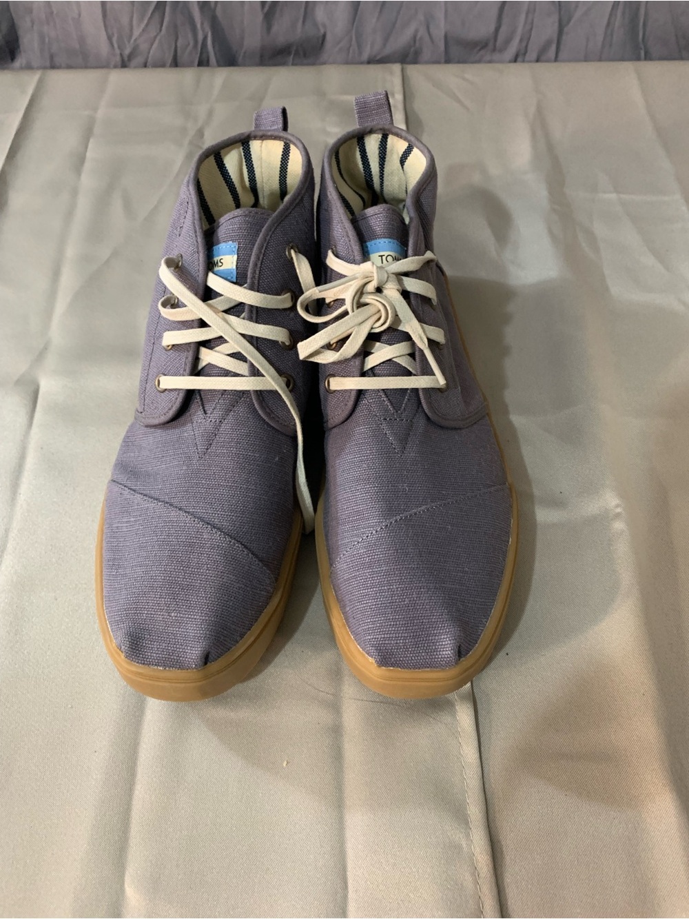 TOMS Men's Chukka Boots in Lavender Canvas with Gum Sole A/20